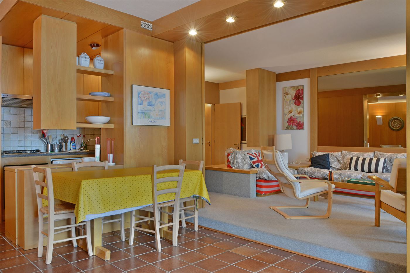 Soggiorno open space con cucina